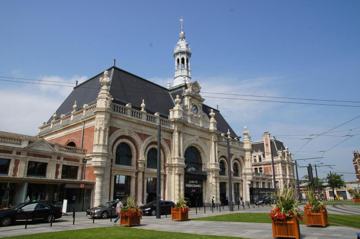 Charmant Studio Idealement Situe Valenciennes Exteriér fotografie